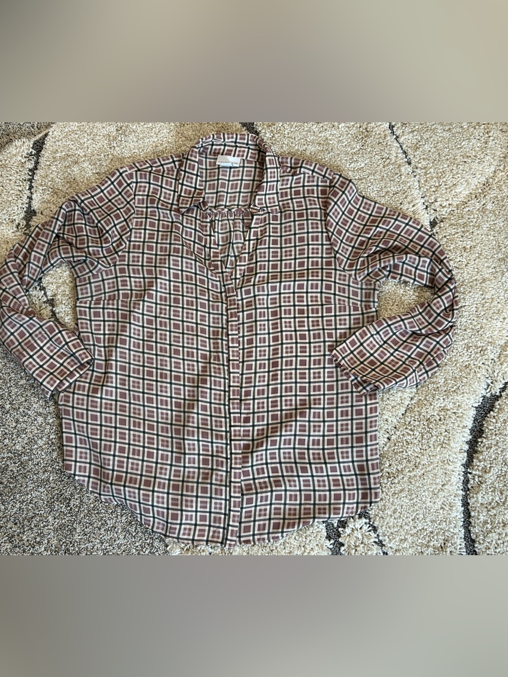 Women’s Liz Claiborne Long-Sleeve Geometric Print Shirt - Mauve XL